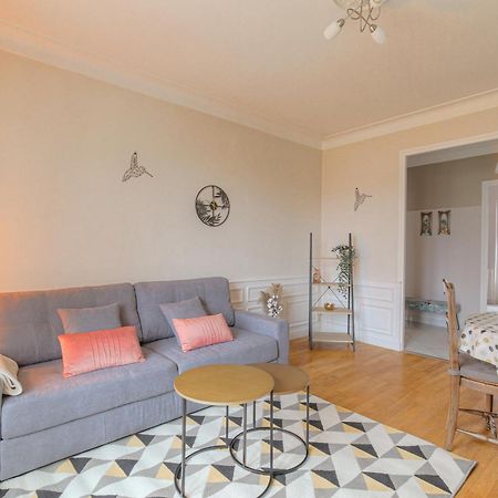 Ferienwohnung Le Parilly - Ma Cabotte Vénissieux Exterior foto